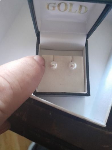 9ct gold earrings