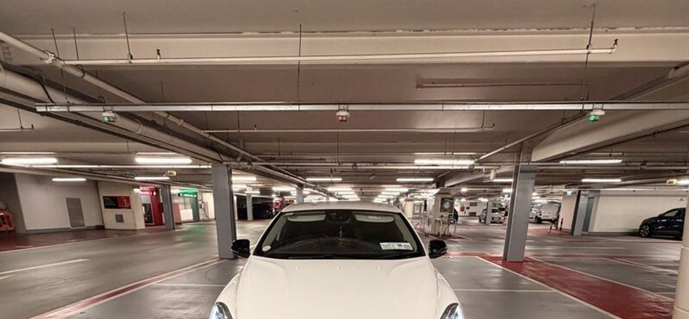 VOLVO V40  R-Design 2017 2.0, D4 Automatic