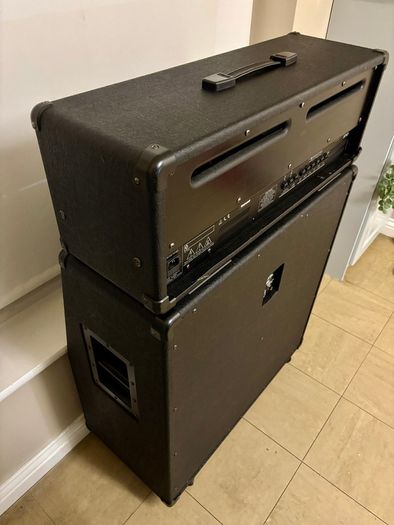 Hughes & Kettner Matrix 100 Half Stack, SC412A 4x12 Cab + Footswitch
