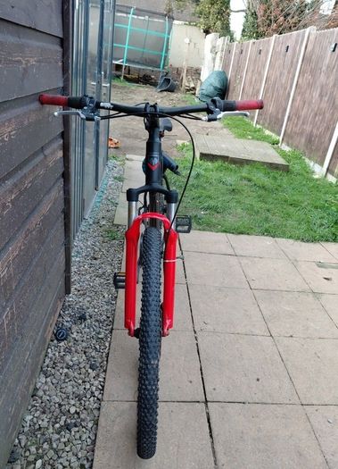 mountain bike (used) 28"