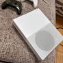 Xbox One 1TB with games and 2 controllers Image 5