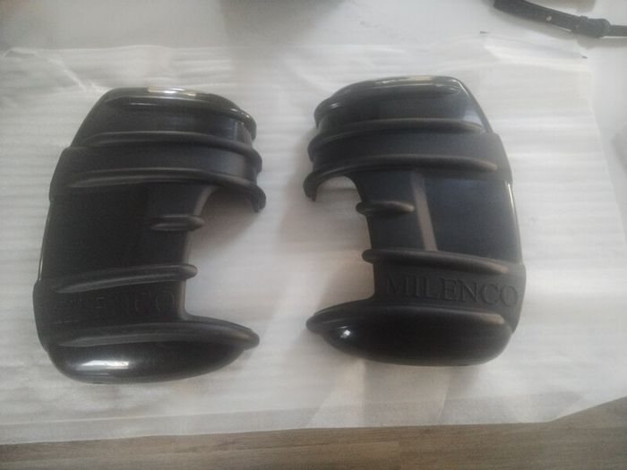 Milenco Mirror Covers
