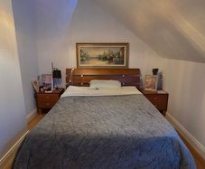 Luxury King Bed with wooden frame - headboard