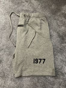 essentials shorts 1977