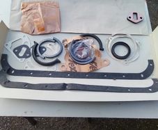 Vauxhall / Bedford Gasket Set.