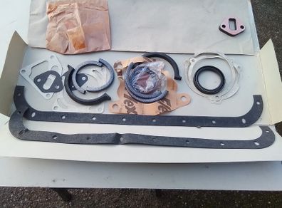 Vauxhall / Bedford Gasket Set.
