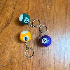 Vintage Snooker Ball Keychain