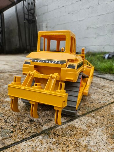 Bruder Buldozer