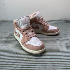Air Jordan 1 Mid SE "Legend Pink"