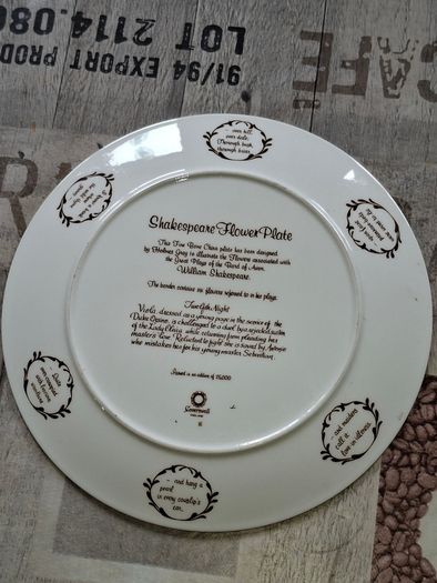 2 Beautiful Romeo and Juliet and the Twelfth Night Shakespeare Flower Plates Caverswall England, no chips or cracks, Postal Available or Collection