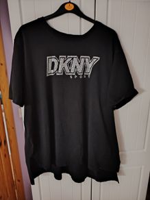 T-shirt   Dakny