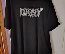 T-shirt   Dakny
