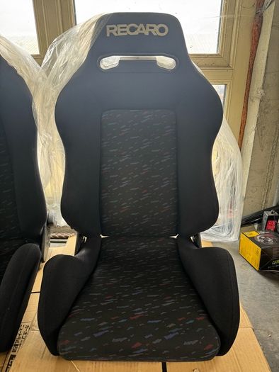Recaro confetti seats