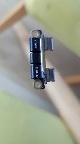 Macbook Pro A1989 USB 01646-02