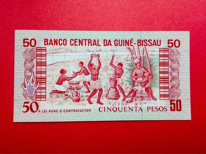 Guinea. Bissau.  50  Pesos  1990.  Pick  10  (uncirculated )