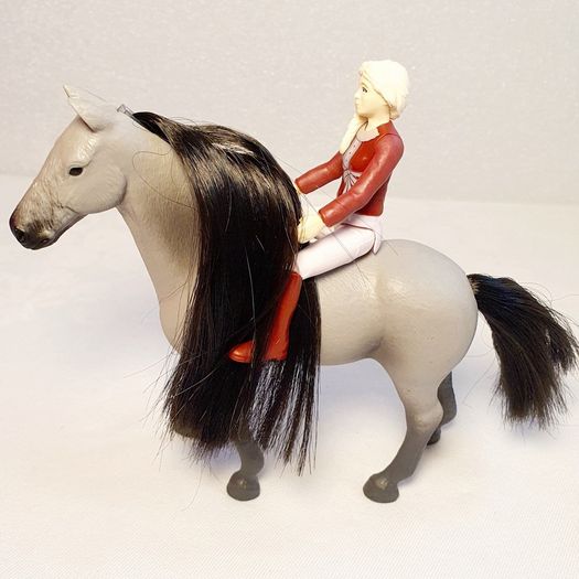Fantastic Bundle Schleich Horses, Riders & Jumps