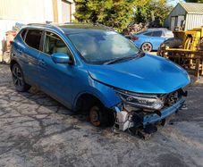 Breaking Nissan qashqai 2015