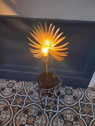 Stunning pair of accent  table lamps