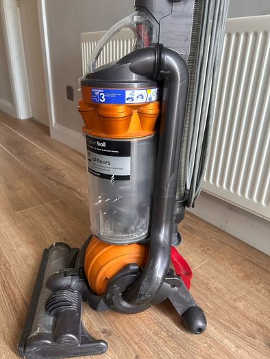 Dyson Ball Hoover - DC25