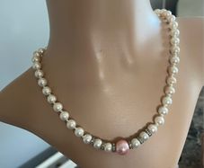 pearl necklace
