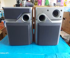 2 Pioneer Speakers, Model S-A650V, in excellent condition