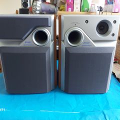 2 Pioneer Speakers, Model S-A650V, in excellent condition