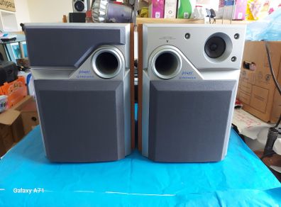 2 Pioneer Speakers, Model S-A650V, in excellent condition