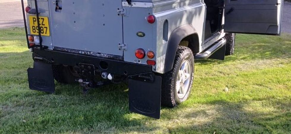 Land Rover Defender 2001