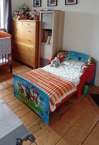 Childs bed