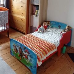 Childs bed