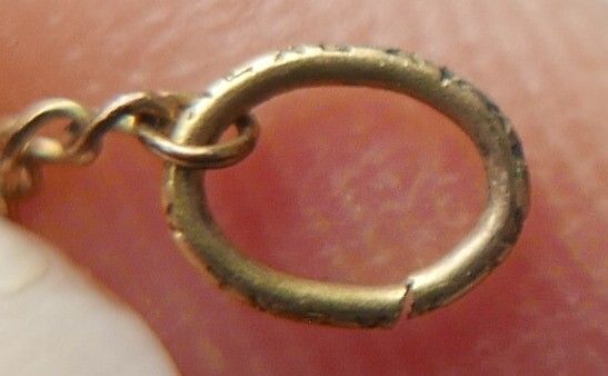 Vintage Dainty Flower Pendant Necklace 1/20 12K Gold Plated . length 16"