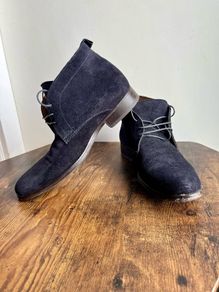 Kurt Geiger suede chukka boots uk7/eu41