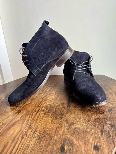 Kurt Geiger suede chukka boots uk7/eu41