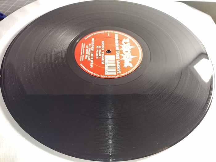 Underground Dance Massive - Good Times + Deeper Deeper - Labello Blanco Dance Records - Super SCARCE 90s DEEP House GEM!