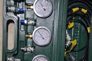 hydraulic gauge