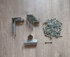 Brackets & Bolts