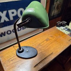 Vintage Bauhaus bankers lamp