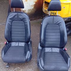 2010 Passat CC Front seats