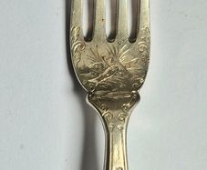 Sterling silver Fork, 1901, fully silver inc prongs. Intricate decoration.