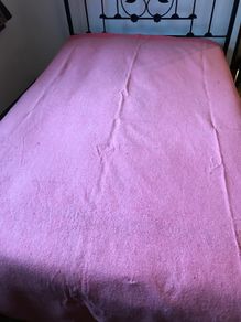 Pre-loved Vintage Pink Blanket