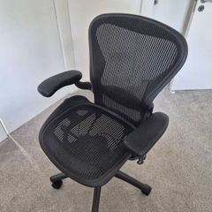 Herman miller aeron