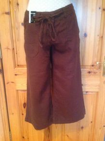 BNWT Size 8 Linen Capris