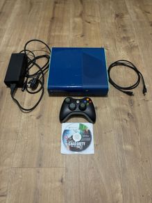 Rare Xbox 360 E Console 500Gb Call of Duty Special Edition Blue + 15 Games
