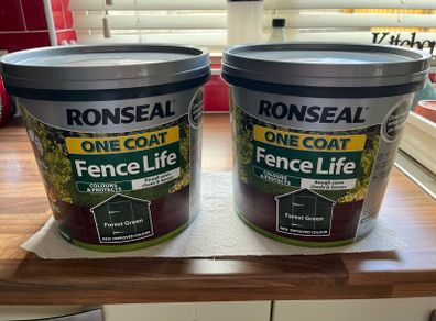 Ronseal Forest Green Fence Paint