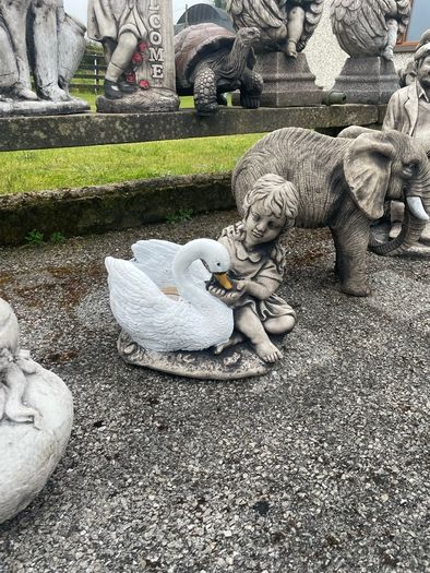 garden ornaments