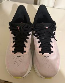 Hoka Clifton 10 women's runners