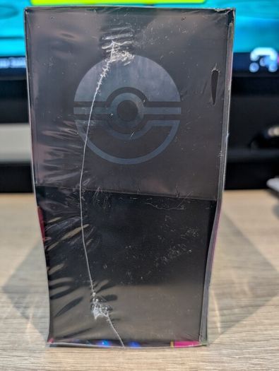 Pokemon Pitch Black ETB