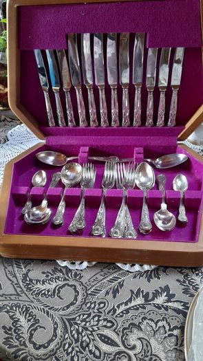 Vintage  Sheffield  Cutlery
