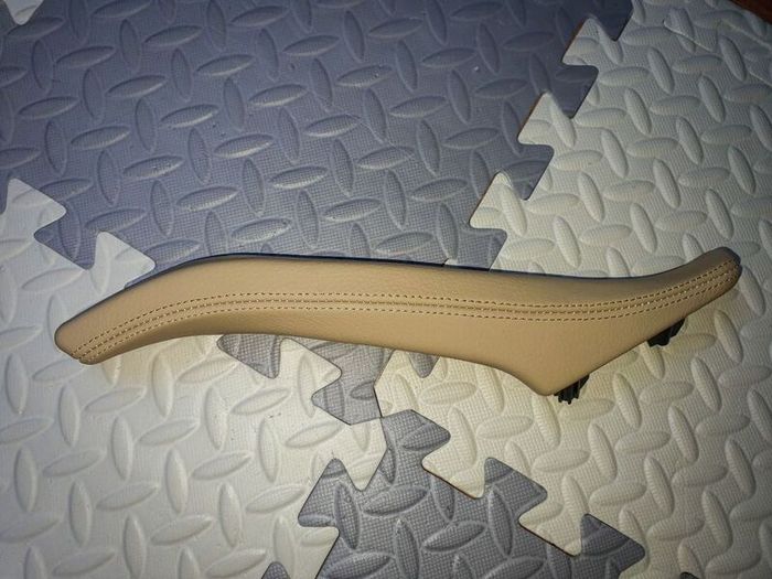 BMW 5 Series F10 Leather Pull Handle (Beige) RHD