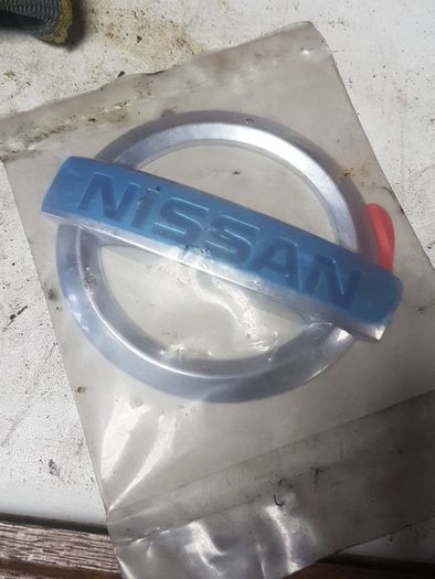 Nissan badge